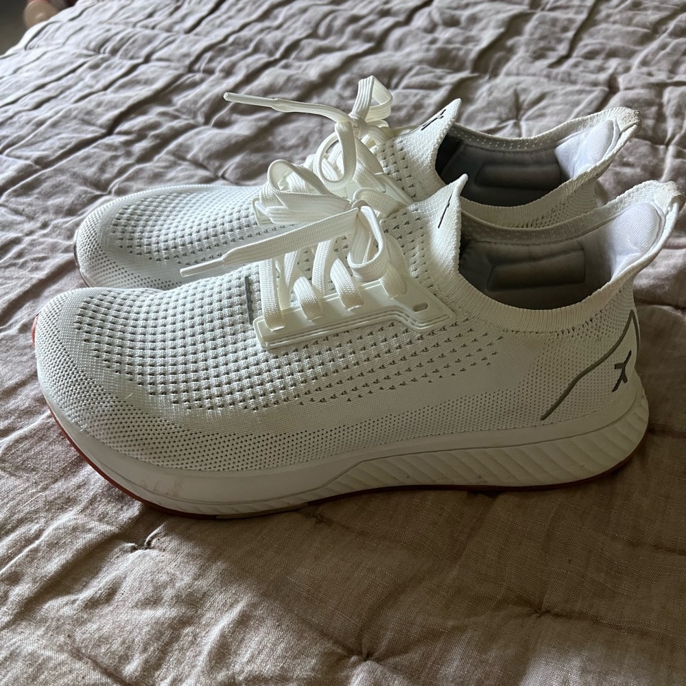 Flux White Running Shoes for Women